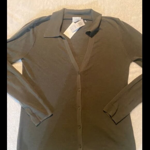 Wilfred Sweaters - Wilfred Aritzia Women's Large Dark Olive Button Sweater.